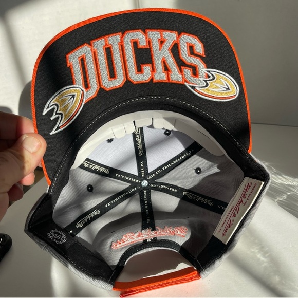 Mitchell & Ness Anaheim Ducks Fanatics Snapback Hat - Gray/Orange - Picture 9 of 11